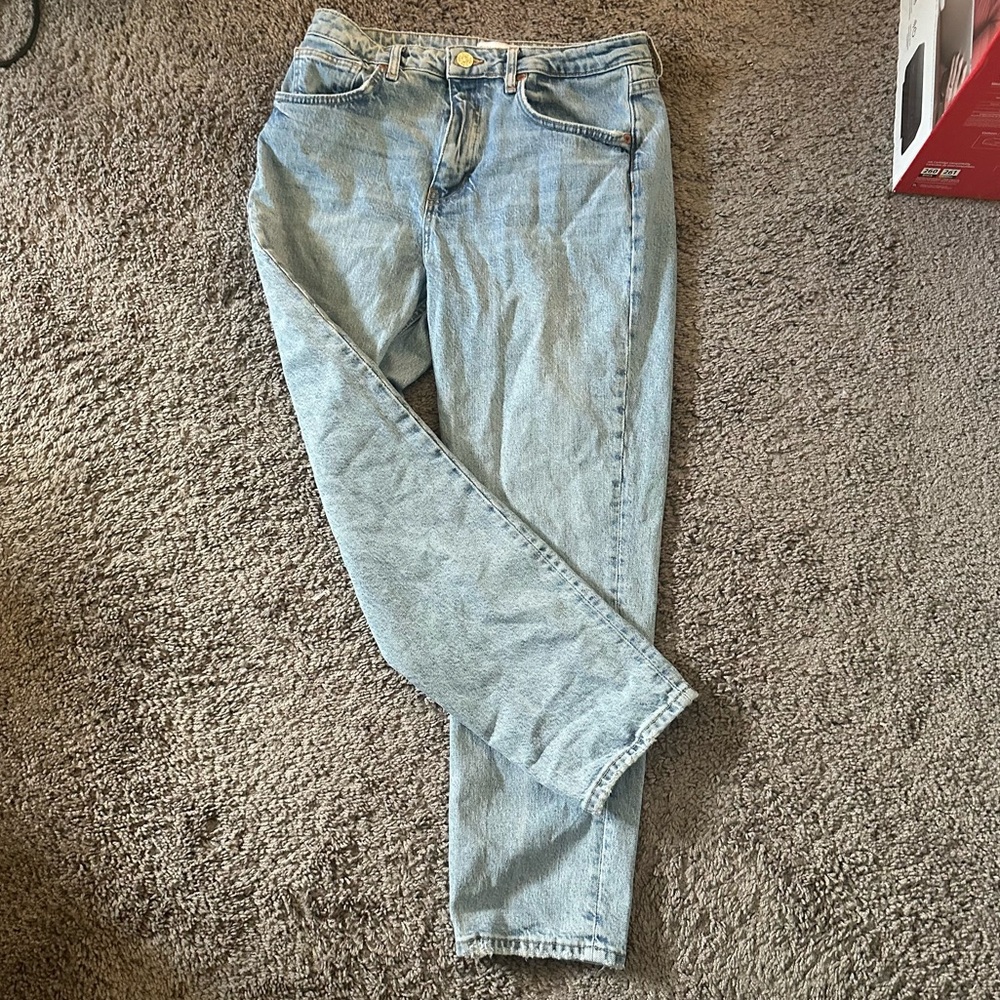 Zara Classic Straight Leg Jeans